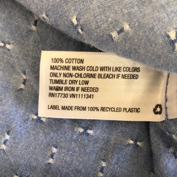 Merona | Women's Swiss dot button front long sleeve shirt - Picture 10 of 11